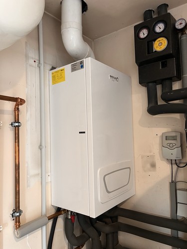 Heizung gas brennwertkessel - heizung/, gas-brennwertkessel